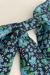 Julia Bow,  Blue Blossom