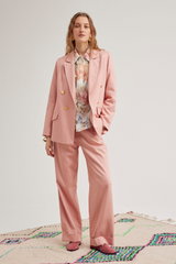 Grace Blazer, Rose