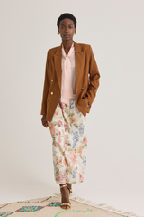 Grace Blazer, Cinnamon