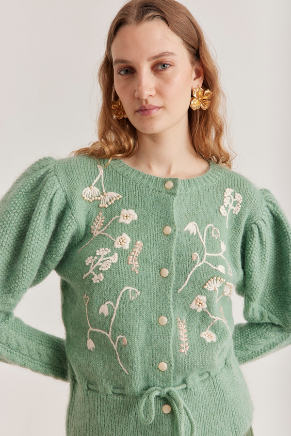 Colette Cardigan, Jade