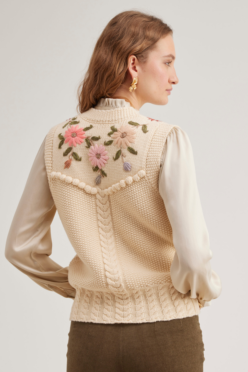 Jodie Vest, Ivory Rose – Line Markvardsen Jodie Vest, Ivory Rose – Line Markvardsen