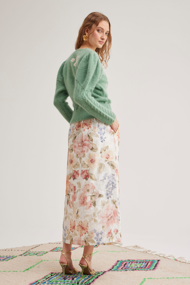 Colette Cardigan, Jade