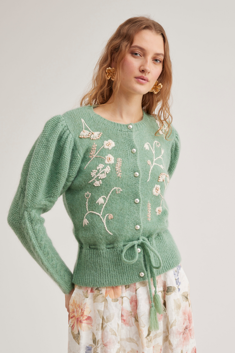 Colette Cardigan, Jade