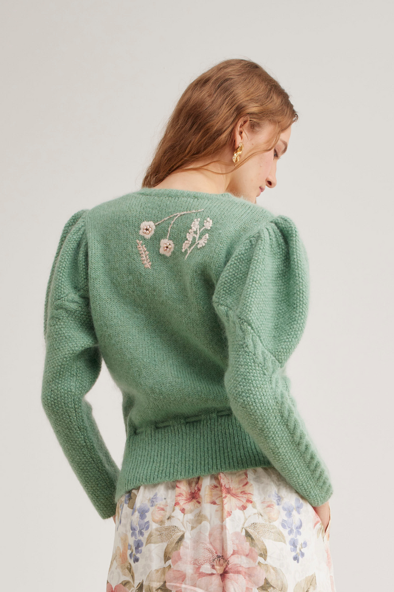 Colette Cardigan, Jade