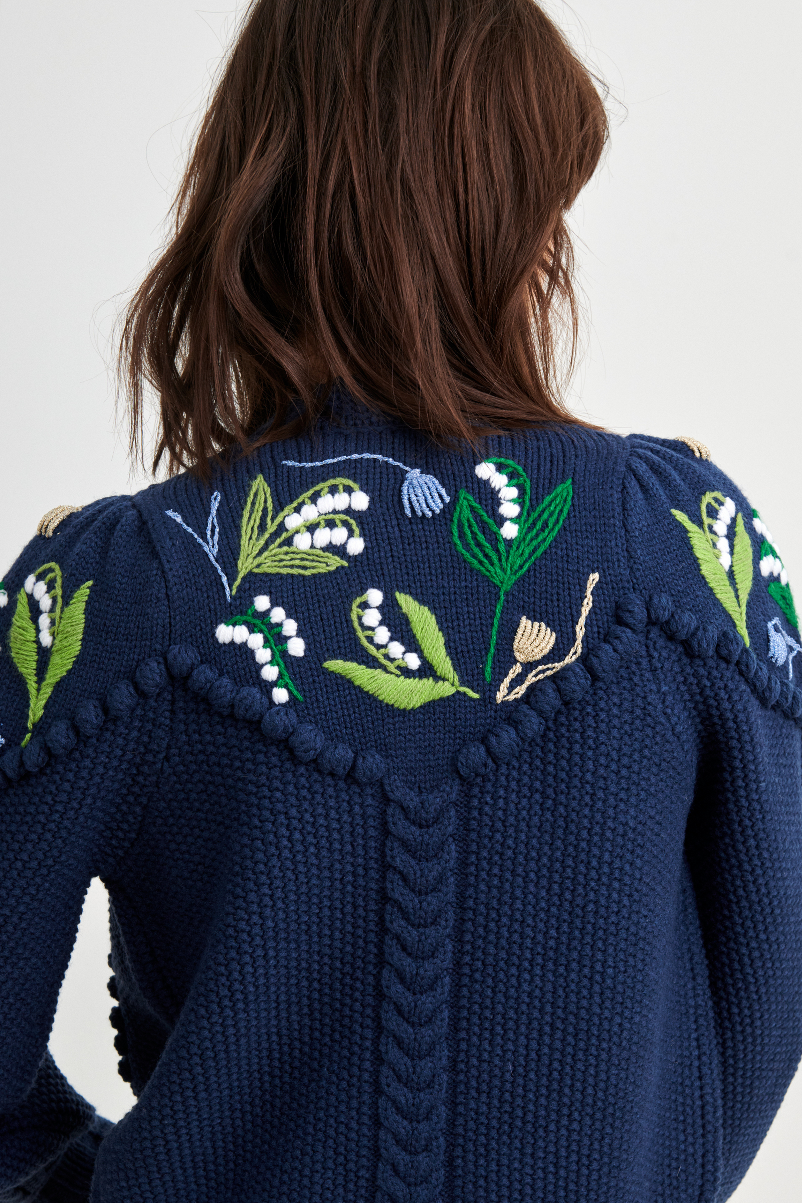 Holly Cardigan Lily of the Valley Navy – Line Markvardsen