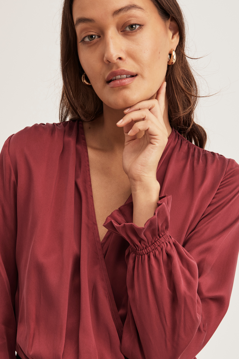 Isabelle Blouse, Wine